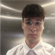 Profesor de biología con estudios en área sanitaria y apto hasta bachillerato